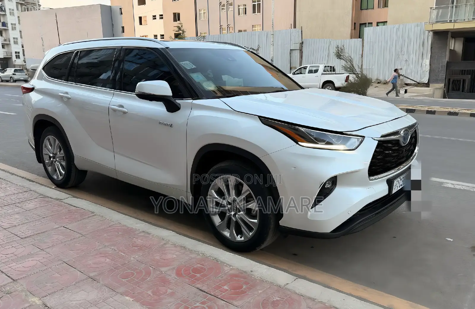 Toyota Highlander Hybrid Limited AWD 2024 White