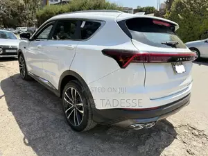 Jetour X70 Plus 2022 White