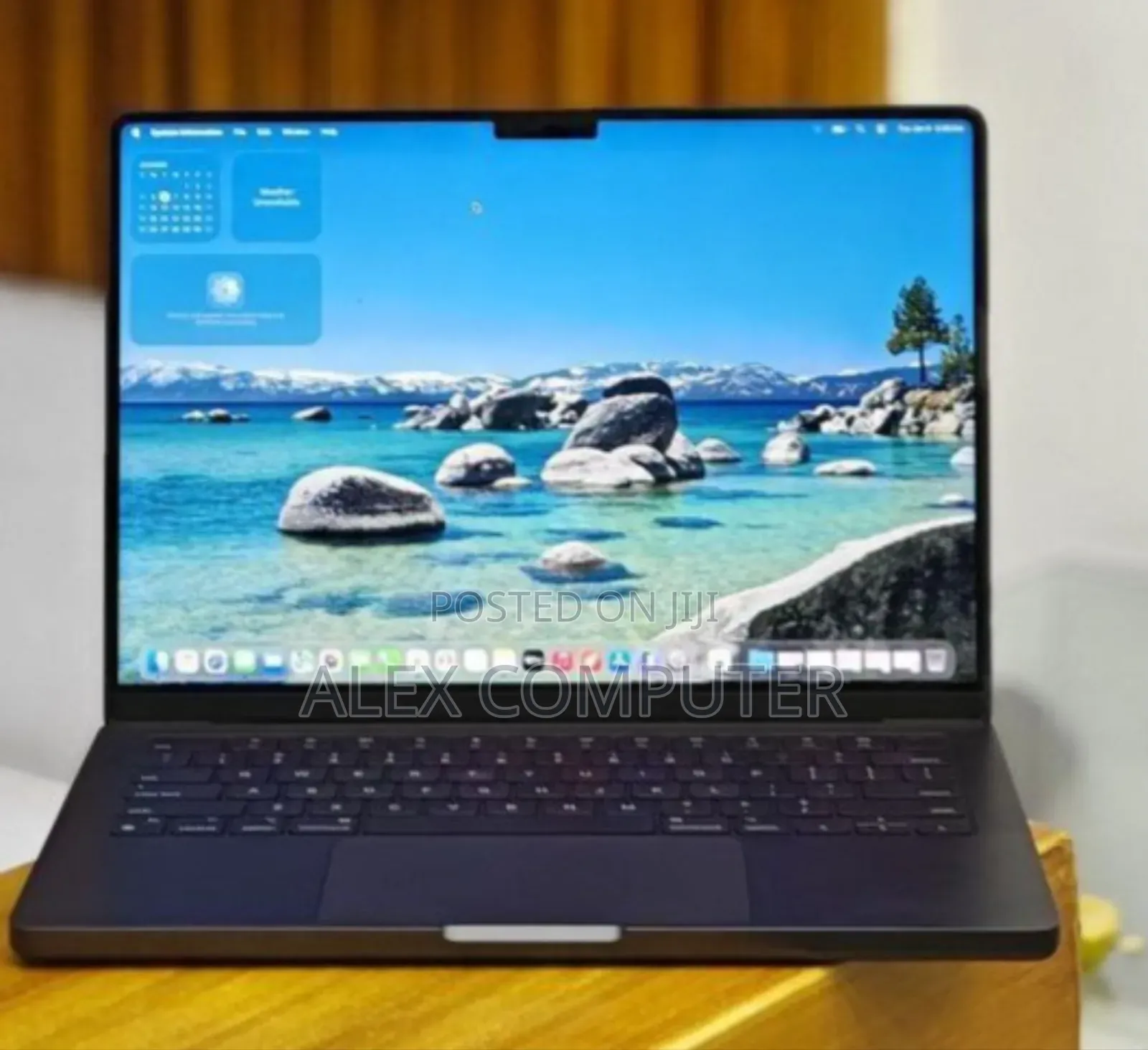 New Apple MacBook Pro 2023 M3 14-Inch 18GB Apple M3 Pro SSD 512GB