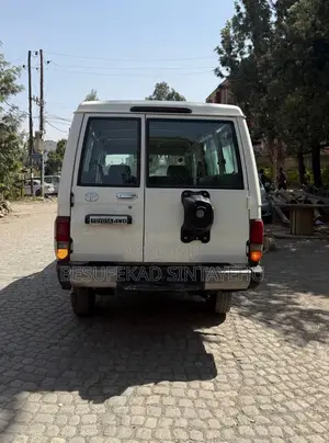 Toyota Land Cruiser 76 Series 2014 White