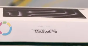 New Laptop Apple Macbook Pro 2025 M5 14-Inch 16GB Apple M5 SSD 512GB