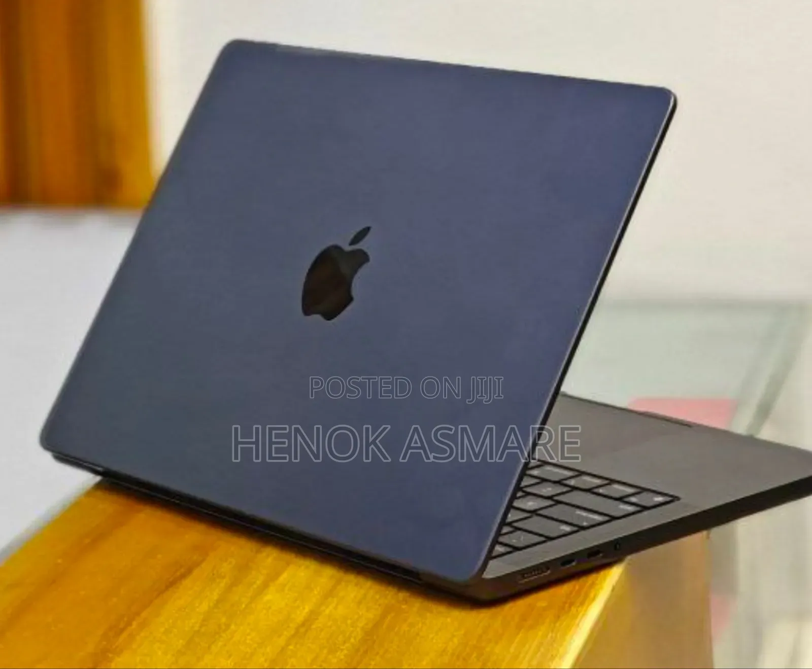 New Laptop Apple MacBook Pro 2023 M3 14-Inch 18GB Apple M3 SSD 512GB