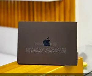 New Laptop Apple MacBook Pro 2023 M3 14-Inch 18GB Apple M3 SSD 512GB