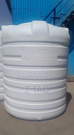 3000 Liters Vertical Tanker