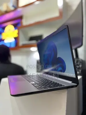 Laptop HP Stream Notebook 8GB Intel Core I7 SSD 512GB