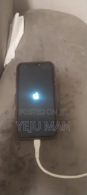 Apple iPhone X 64 GB White