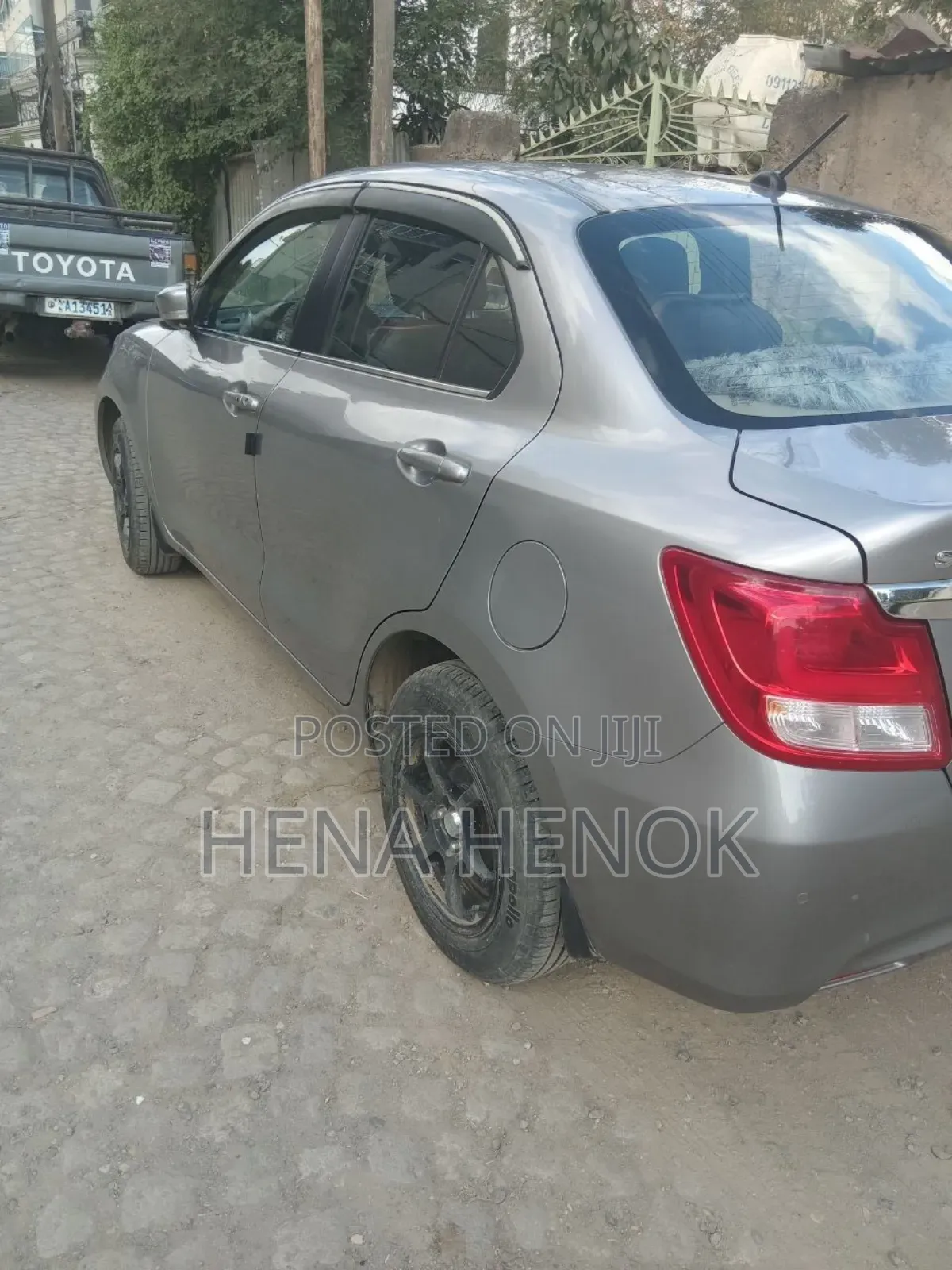 Suzuki Dzire 2021 Silver