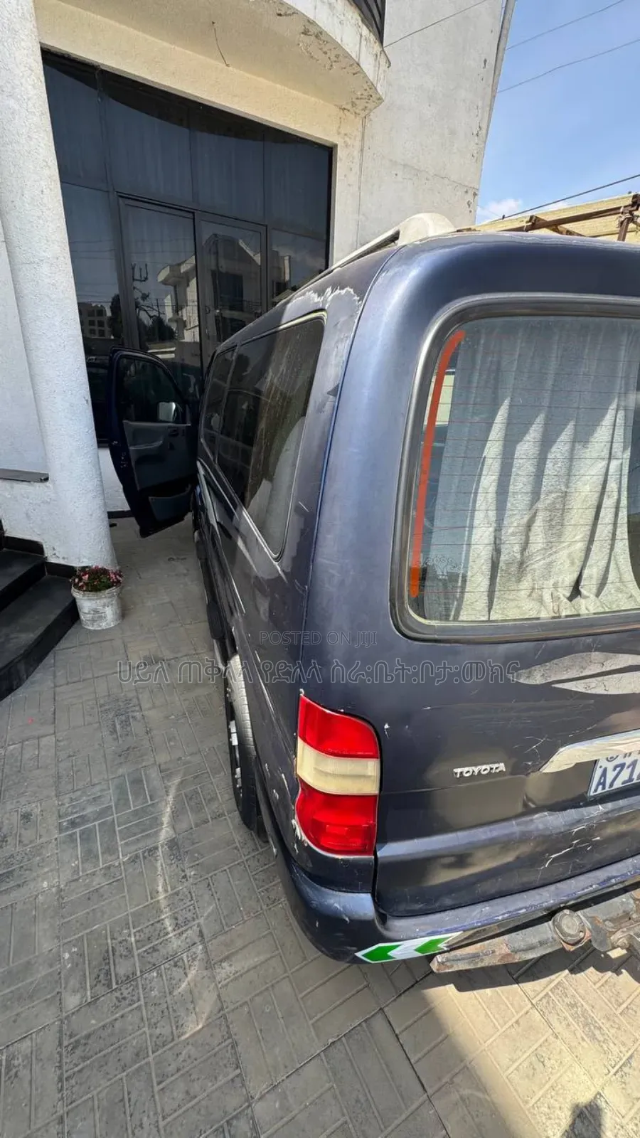 Toyota HiAce 2009 Grey