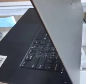 New Laptop Dell Precision 5540 16GB Intel Core I7 SSD 512GB