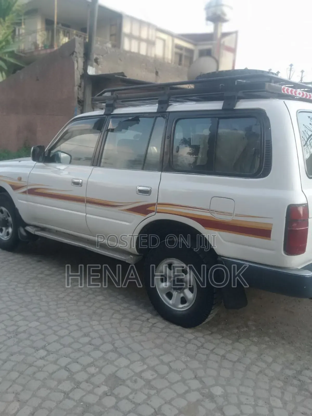 Toyota Land Cruiser 80 Wagon 1992 White