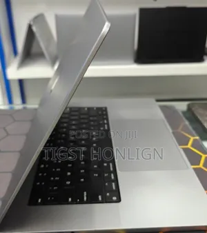 New Laptop Apple MacBook Pro 16GB Apple M1 Pro SSD 512GB