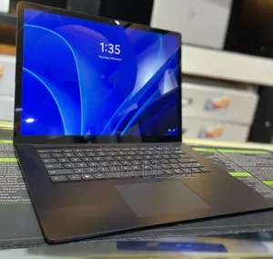 New Laptop Microsoft Surface 16GB Intel Core I7 SSD 512GB
