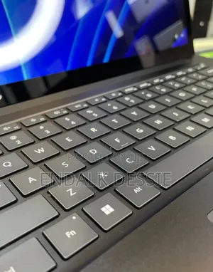 New Laptop Microsoft Surface 16GB Intel Core I7 SSD 512GB
