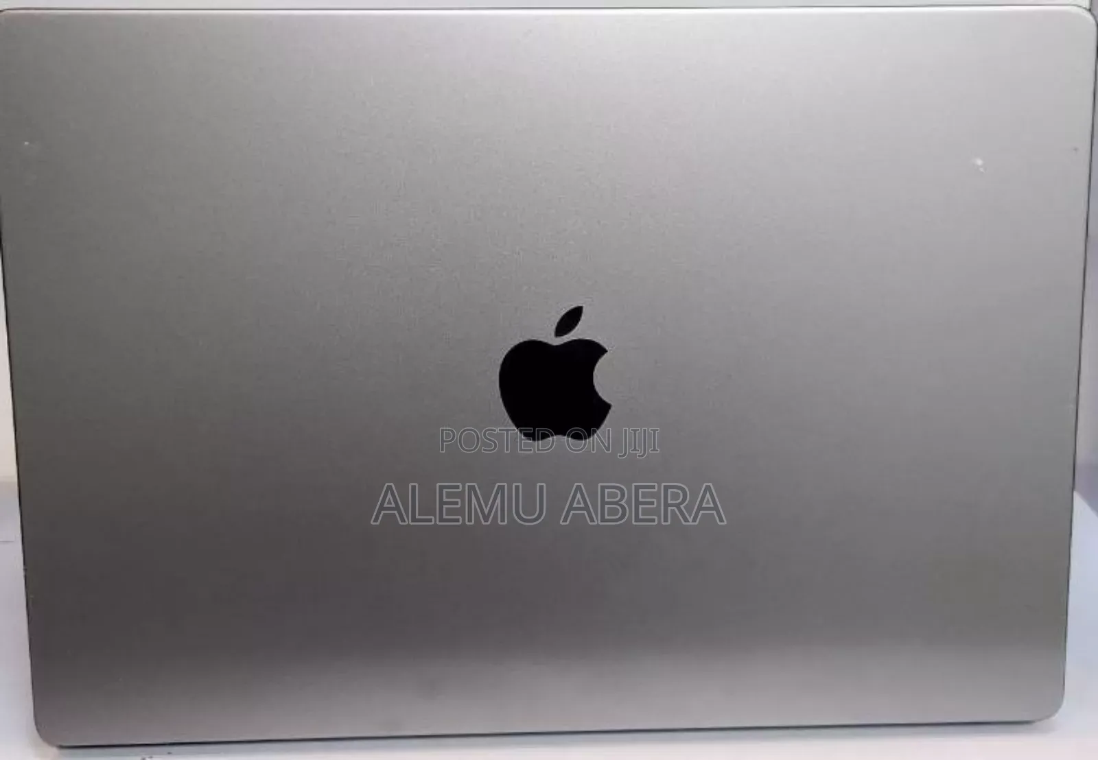 New Laptop Apple MacBook Pro M1 16GB Apple M1 Pro SSD 512GB