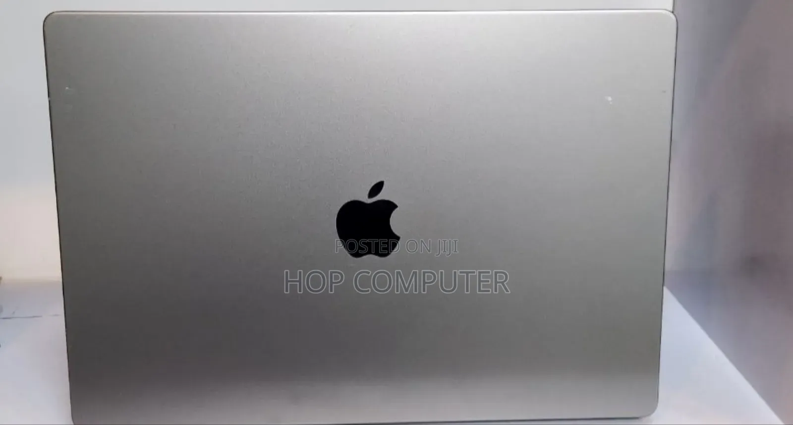 New Laptop Apple MacBook Pro 2021 M1 16GB Apple M1 Pro SSD 1T
