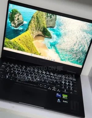 New Laptop HP Omen 15 16GB Intel Core I9 SSD 512GB