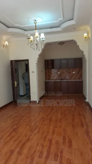 Furnished 5bdrm Villa in Villa, Bole for sale