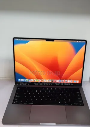 New Laptop Apple MacBook Pro M1 16GB Apple M1 Pro SSD 512GB