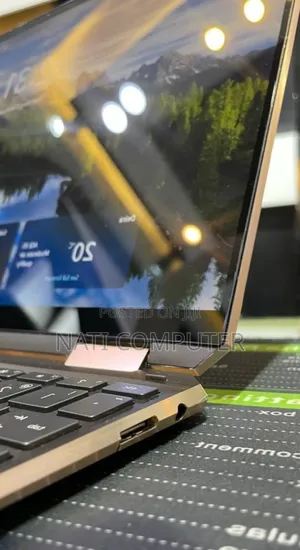 New Laptop HP Spectra 13 16GB Intel Core I7 SSD 512GB