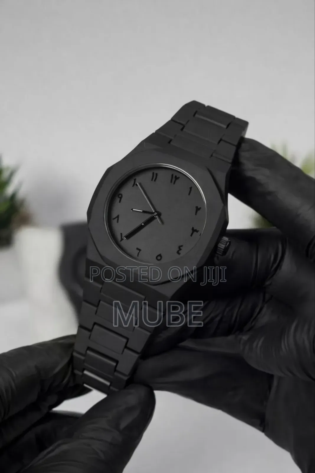 Aura Minimalist Analog Watch – Arabic Numerals