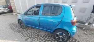 Toyota Vitz 2002 Blue