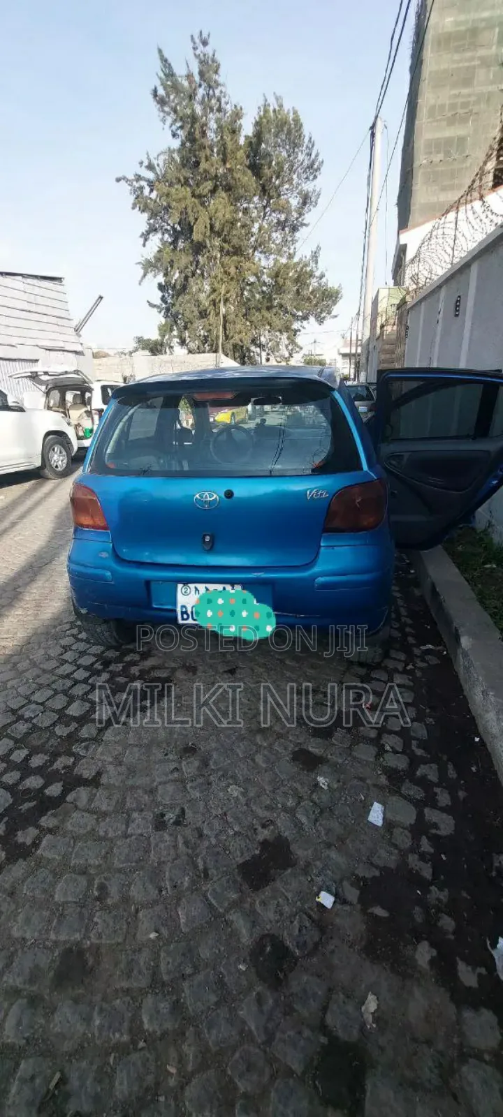 Toyota Vitz 2002 Blue