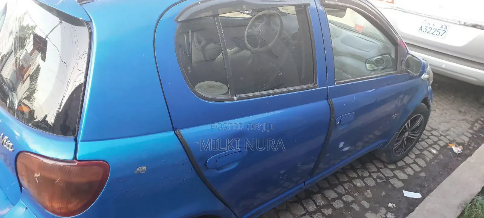 Toyota Vitz 2002 Blue