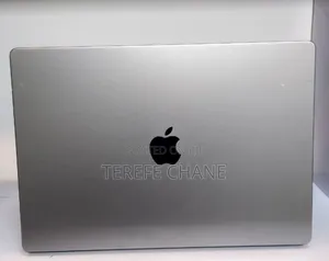 New Laptop Apple MacBook Pro M1 16GB Intel Core I5 SSD 512GB