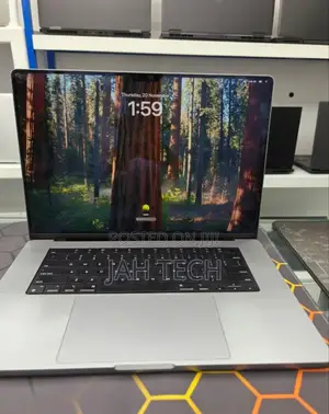 New Laptop Apple MacBook Pro M1 16GB Apple M1 Pro SSD 512GB