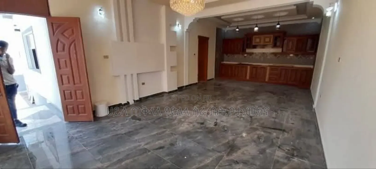 Furnished 3bdrm Villa in Ayat Area Inside, Yeka for sale