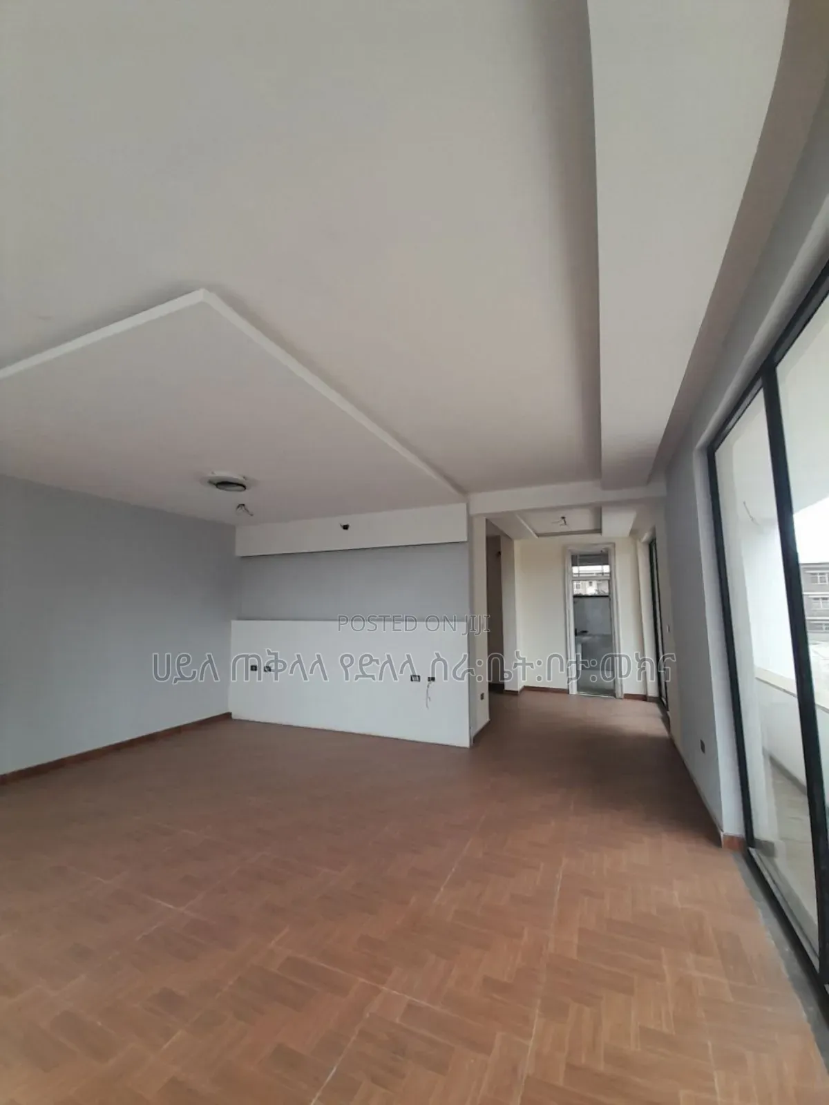 Furnished 11bdrm Townhouse/Terrace in Ayat Zone Inside, Yeka for sale