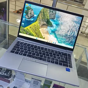 New Laptop HP EliteBook 840 G8 16GB Intel Core I5 SSD 512GB