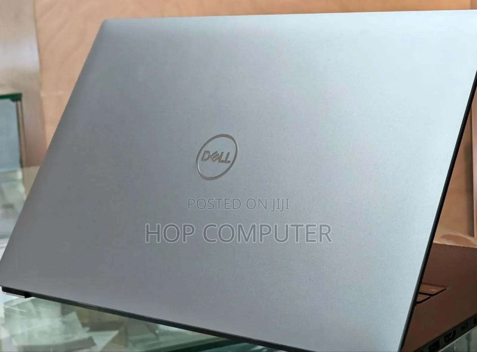 New Laptop Dell Precision 5540 16GB Intel Core I7 SSD 512GB