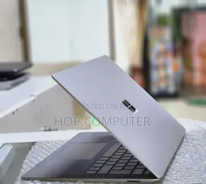 New Laptop Microsoft Surface 8GB Intel Core I5 SSD 512GB