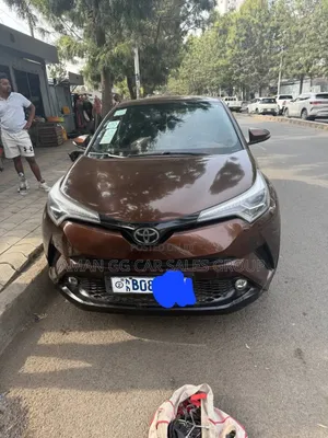 Toyota C-HR 2017 Gold