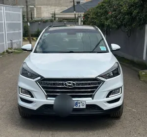 Hyundai Tucson 2019 White