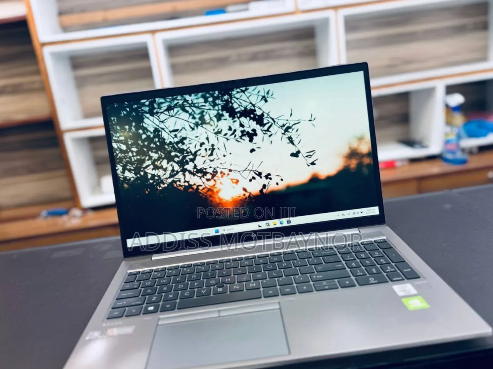 New Laptop HP ZBook Studio G5 16GB Intel Core I5 SSD 512GB