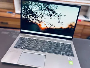 New Laptop HP ZBook Studio G5 16GB Intel Core I5 SSD 512GB