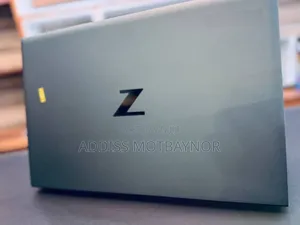 New Laptop HP ZBook Studio G5 16GB Intel Core I5 SSD 512GB