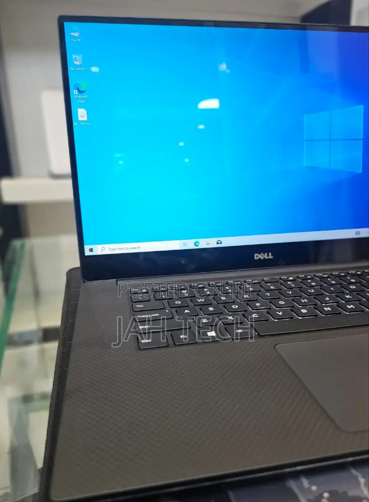 New Laptop Dell XPS 15 16GB Intel Core I9 SSD 512GB