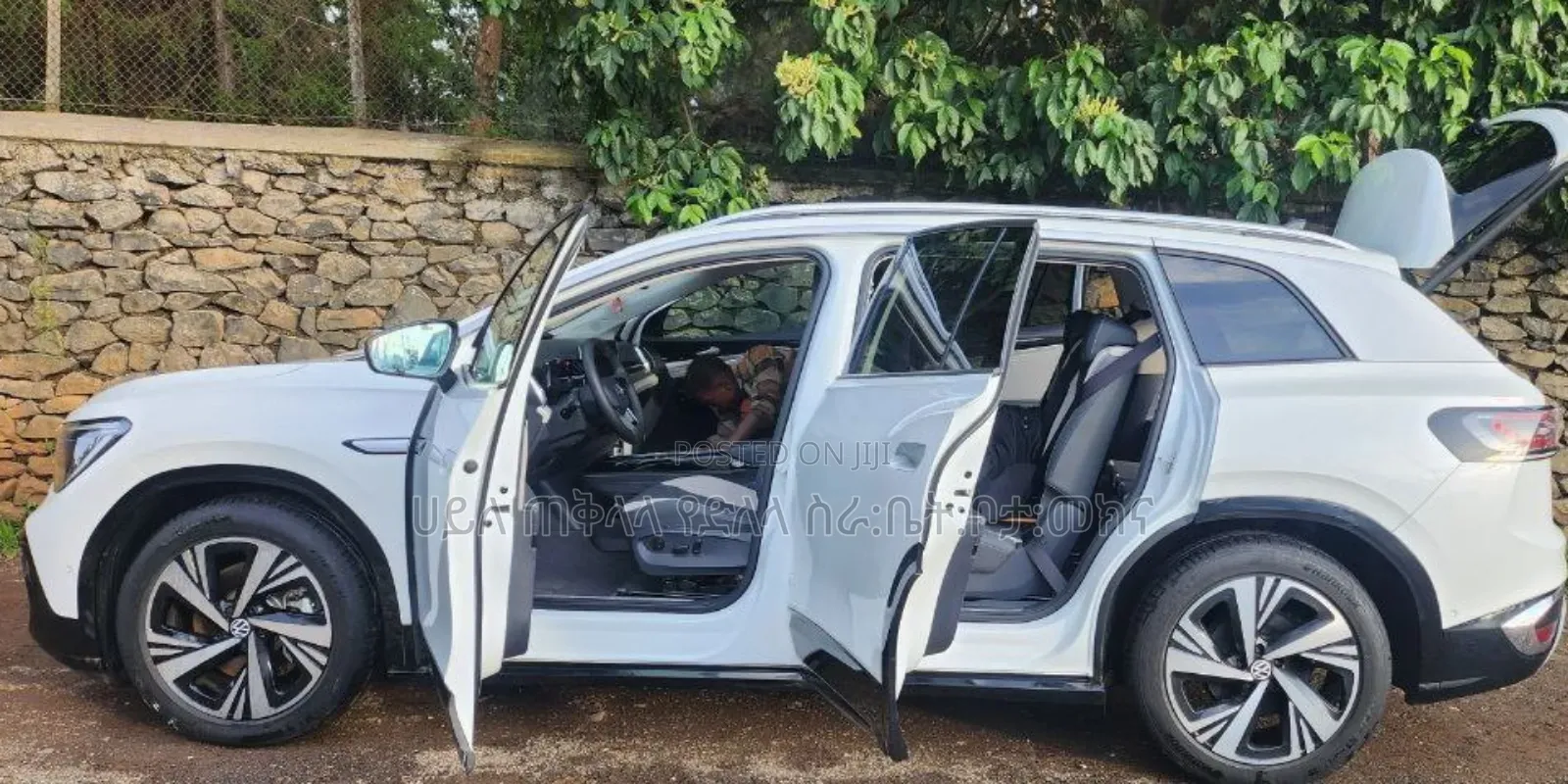 Volkswagen ID.6 2024 Ivory