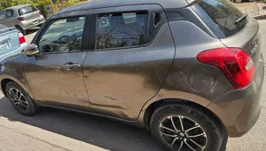 Suzuki Swift 2021 Gray