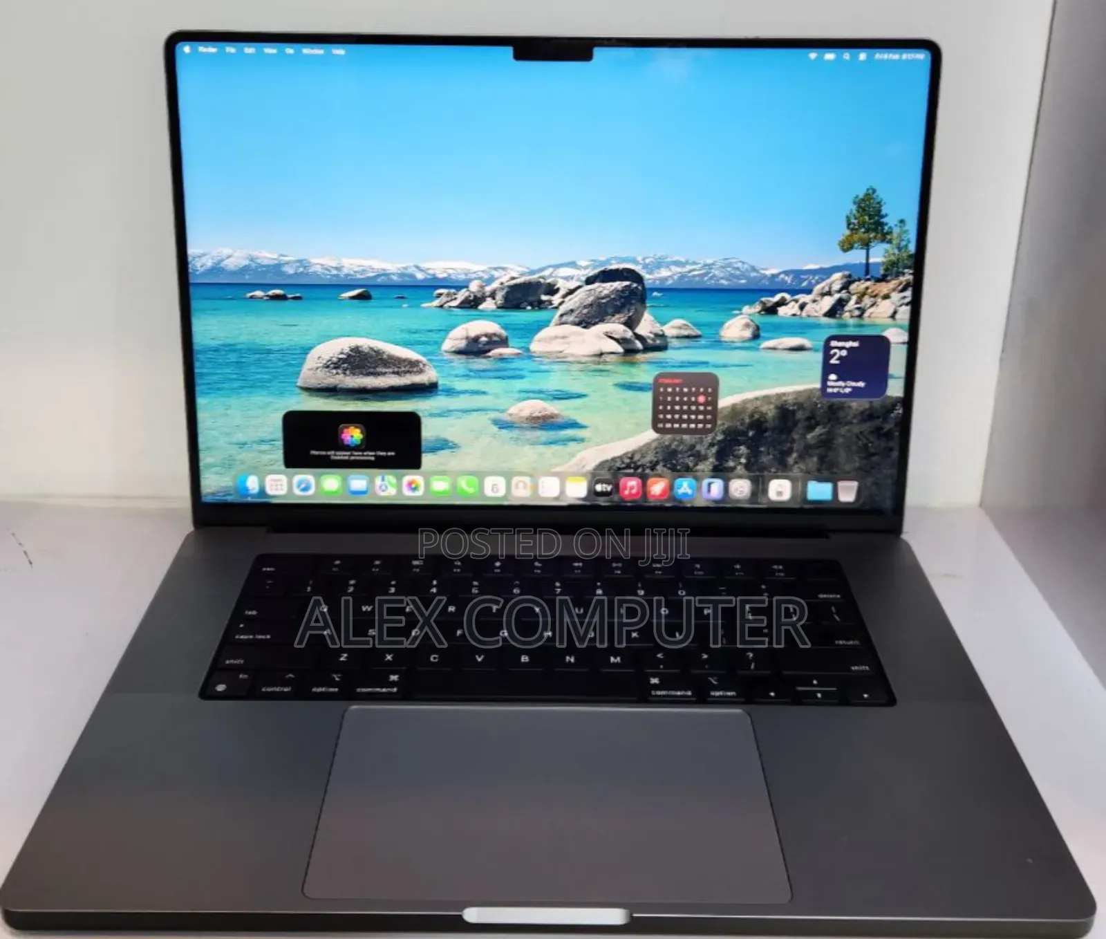 New Laptop Apple MacBook Pro M1 16GB Apple M1 Pro SSD 512GB