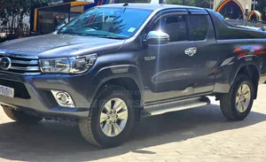 Toyota Hilux 2020 Black