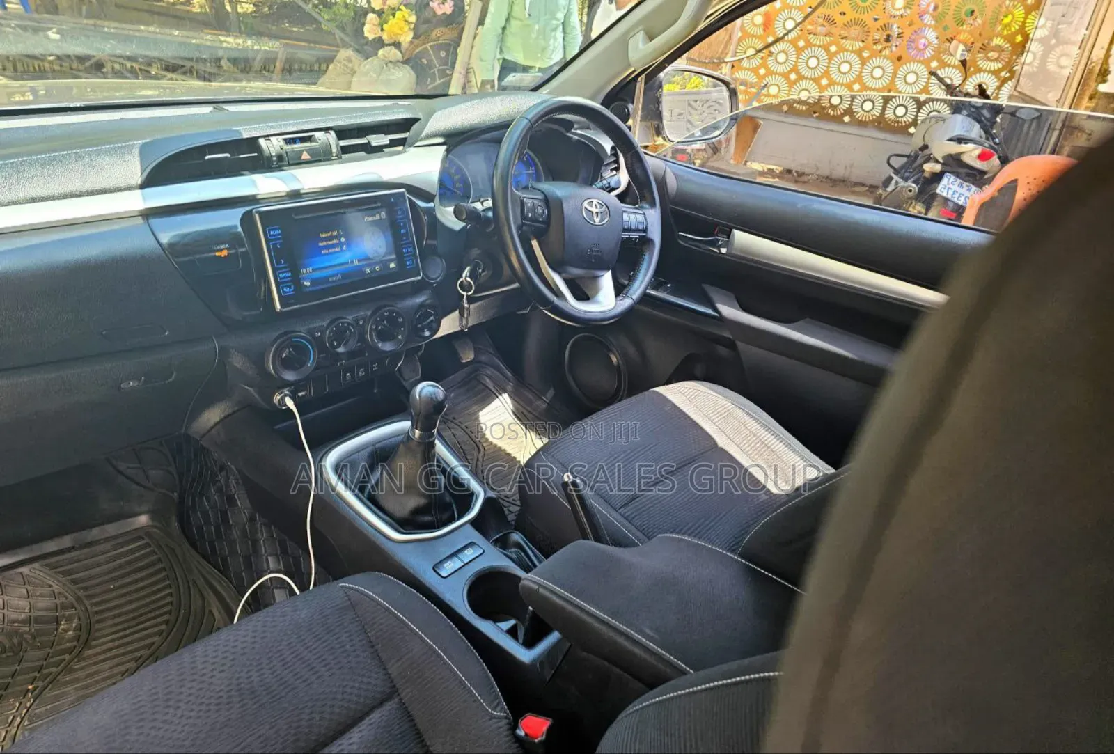 Toyota Hilux 2020 Black