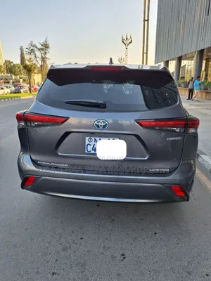 Toyota Highlander Hybrid 2023 Gray