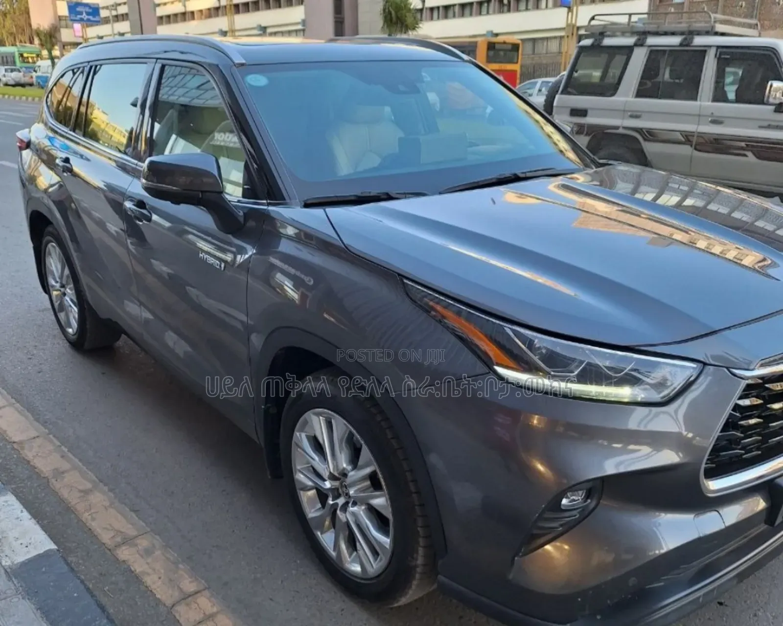 Toyota Highlander Hybrid 2023 Gray
