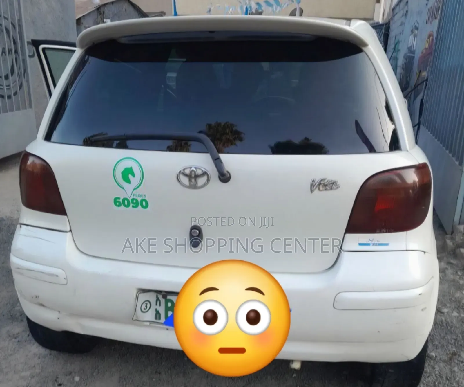 Toyota Vitz 2002 White