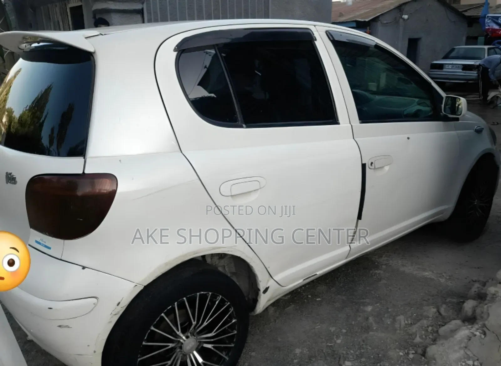 Toyota Vitz 2002 White