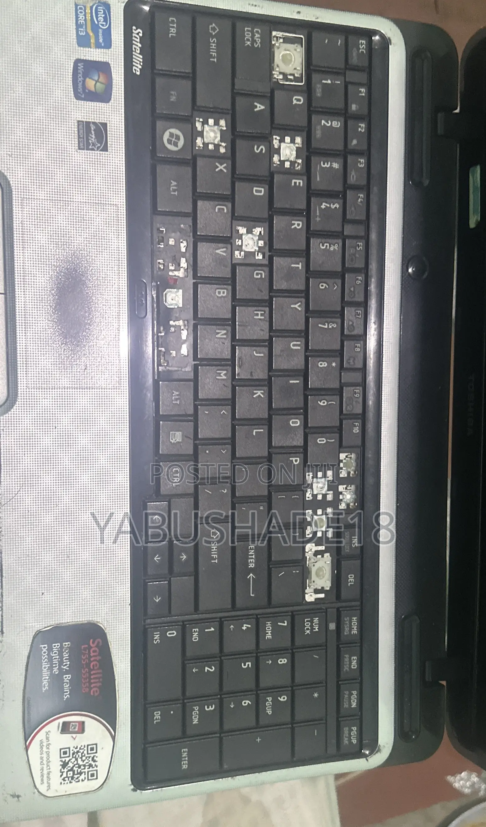 Laptop Toshiba 4GB HDD 256GB